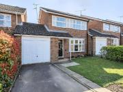 3 bedroom link detached house for sale