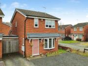 3 bedroom link detached house for sale