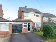 3 bedroom link detached house for sale