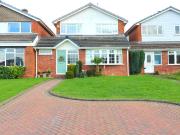 3 bedroom link detached house for sale