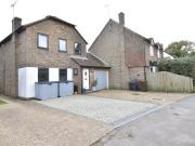 3 bedroom link detached house for sale