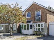 3 bedroom link detached house for sale