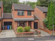 3 bedroom link detached house for sale