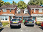 3 bedroom link detached house for sale