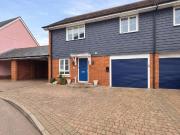3 bedroom link detached house for sale