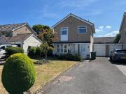 3 bedroom link detached house for sale