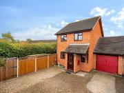 3 bedroom link detached house for sale