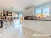 3 bedroom link detached house for sale in Avocet Rise,...