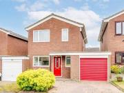 3 bedroom link detached house for sale in Blackmore...