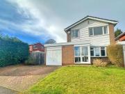 3 Bedroom Link Detached House For Sale In Four Oaks