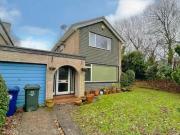 3 Bedroom Link Detached House For Sale In Guisborough,...