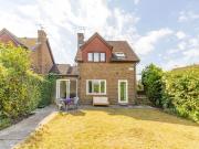 3 bedroom link detached house for sale in Miller Road,...
