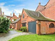 3 Bedroom Link Detached House For Sale In Near Upper...