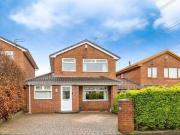 3 Bedroom Link Detached House For Sale In Oldham