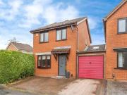 3 Bedroom Link Detached House For Sale In Southampton,...