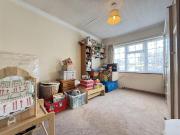 3 bedroom link detached house for sale in Southwell...