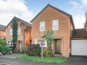 3 bedroom link detached house for sale in Vicarage Close...