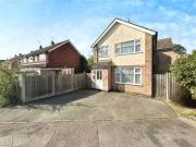 3 bedroom Link Detached House for sale, Ripon Drive,...