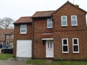 3 bedroom link detached house to rent