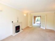 3 bedroom link detached house to rent