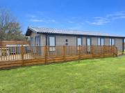 3 bedroom lodge for sale