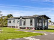 3 bedroom lodge for sale