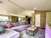 3 Bedroom Lodge For Sale In Hubbert´s Bridge, Boston