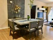 3 Bedroom Luxury Condo with Parking in Verve Residences,...