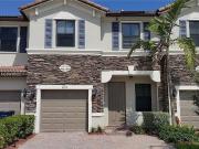 3 bedroom luxury Townhouse for sale in Miami Terrace...