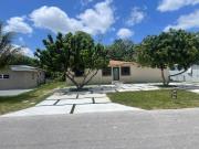 3 bedroom luxury Villa for rent in North Miami, Florida