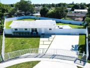 3 bedroom luxury Villa for sale in Miami Gardens, United...