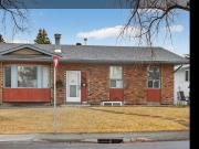 3 bedroom main level with garage