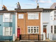 3 Bedroom Maisonette Flat
