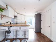 3 Bedroom Maisonette Flat