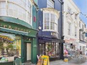 3 Bedroom Maisonette Flat