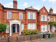 3 Bedroom Maisonette Flat