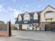 3 Bedroom Maisonette For Rent In East Oxford