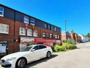 3 bedroom maisonette for rent in High Road Arnos Grove N11