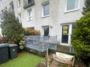 3 Bedroom Maisonette For Rent In Linwood