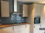 3 Bedroom Maisonette For Rent In London
