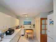 3 Bedroom Maisonette For Rent In London