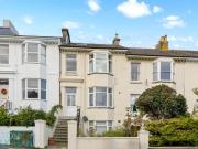 3 bedroom maisonette for rent in Old Shoreham Road,...