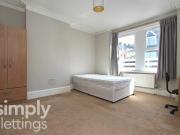 3 bedroom maisonette for rent in Shanklin Road,...