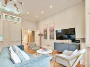 3 Bedroom Maisonette For Rent In South Kensington, London