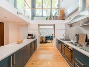 3 bedroom maisonette for sale