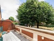 3 bedroom maisonette for sale