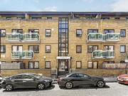 3 bedroom maisonette for sale