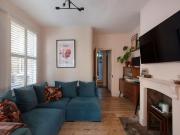 3 bedroom maisonette for sale