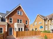 3 bedroom maisonette for sale in Godalming GU7