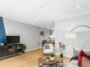 3 Bedroom Maisonette For Sale In Leyton Green Road, London
